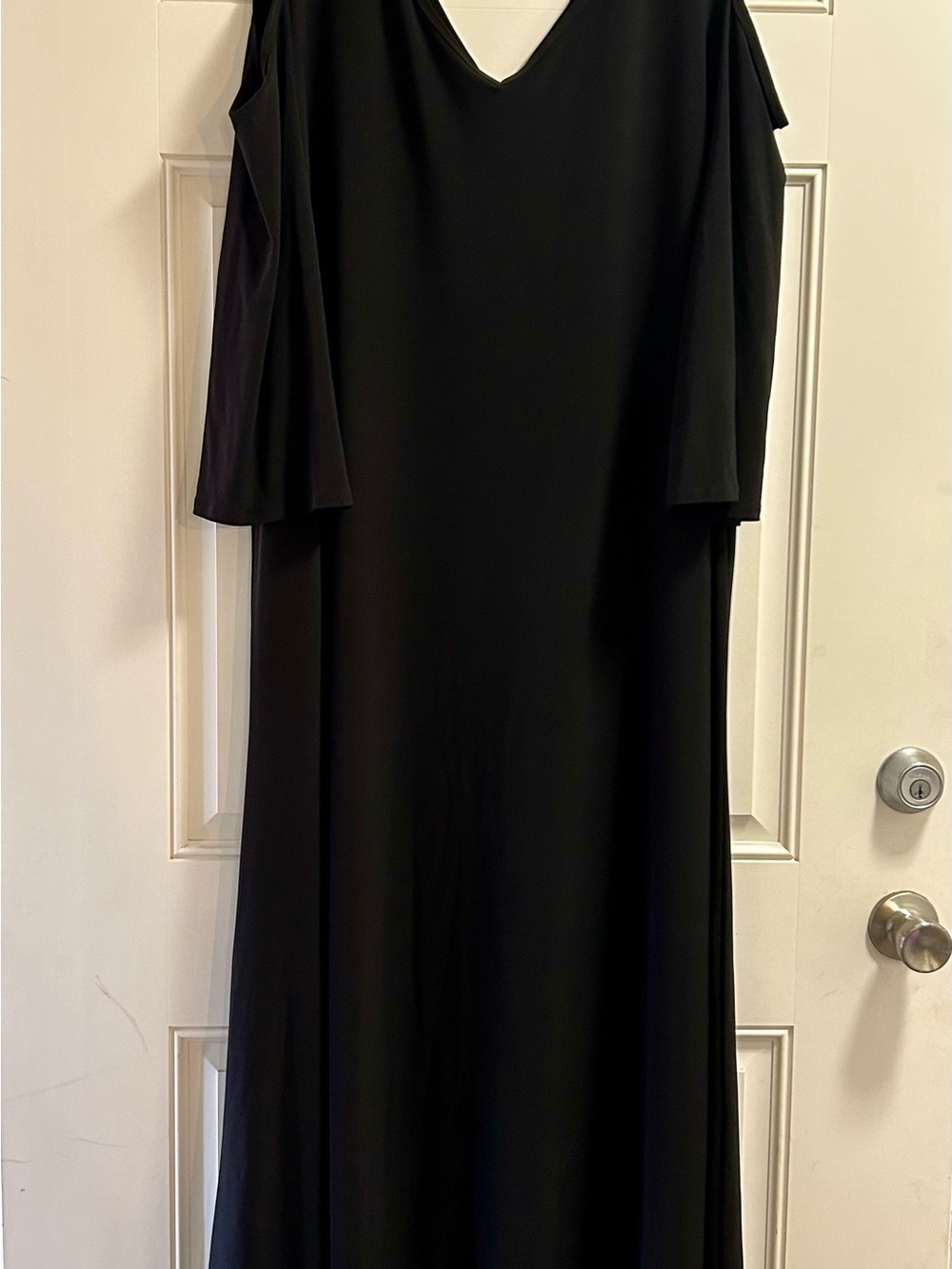 Attitudes by Renee Black Cold-Shoulder V-Neck Maxi Dress
